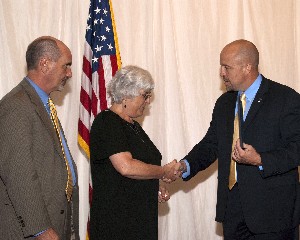 Hart (r) and Curtis (l) thank Moad for her speech at the September luncheon.